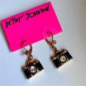 🆕Gold-Tone Black Camera Crystal Drop Earrings by Betsey Johnson